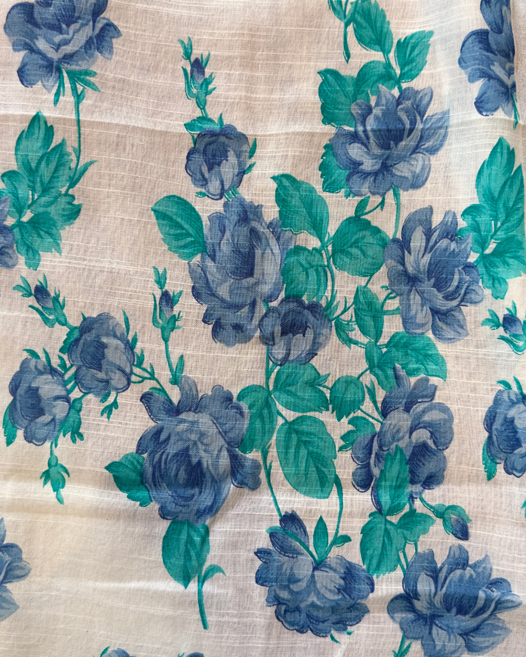 Neelpushp – White Linen Unstitched Floral Suit Set in Ferozi & Blue